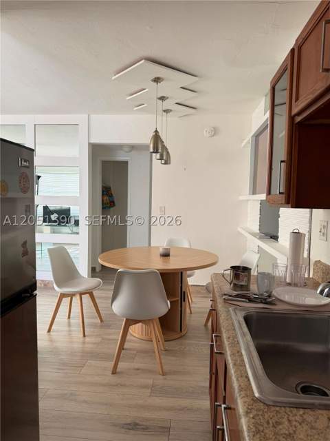 7800 Byron Ave, Miami Beach FL - photo 13 of 14