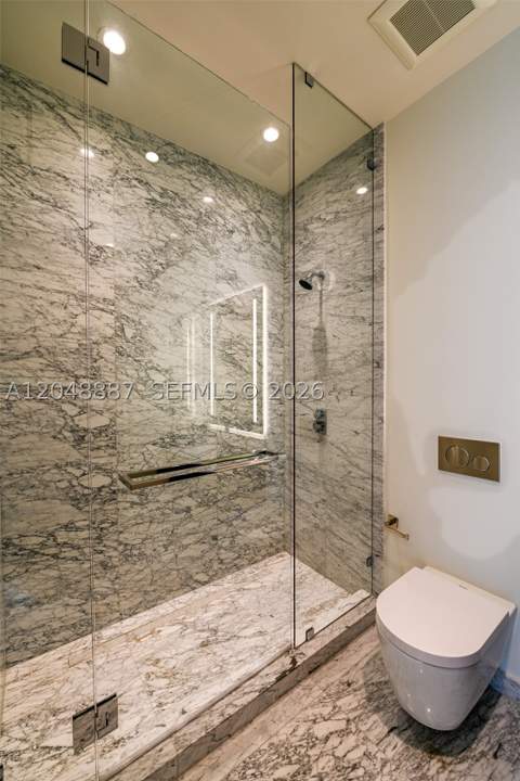 5 Grove Isle Dr L404, Coconut Grove FL - photo 22 of 25