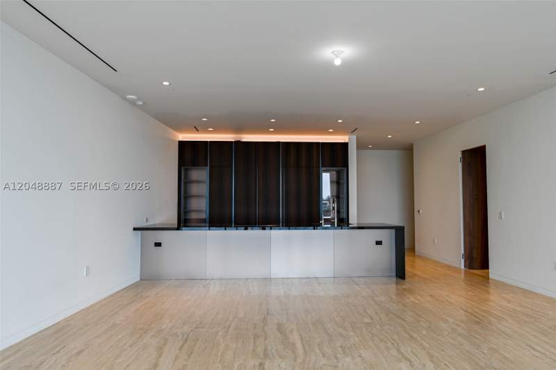 3 bedroom Condominium at 5 Grove Isle Dr L404, Vita At Grove Isle Condo, Coconut Grove — photo 5