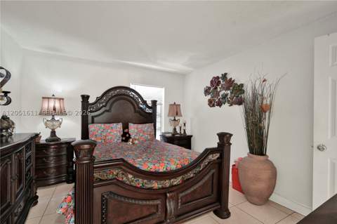 1755 W 60th St D204, Hialeah FL - photo 17 of 25
