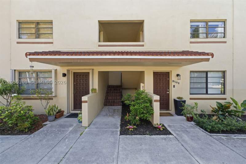 2 bedroom Condominium at 6246 SW 136th Ct D202, Kendall Lks East Patio Co, Miami — photo 2