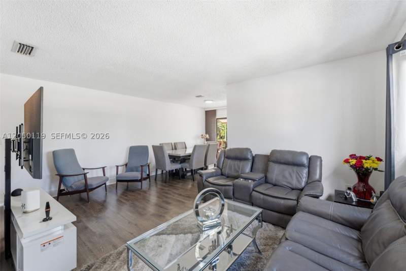2 bedroom Condominium at 6246 SW 136th Ct D202, Kendall Lks East Patio Co, Miami — photo 4