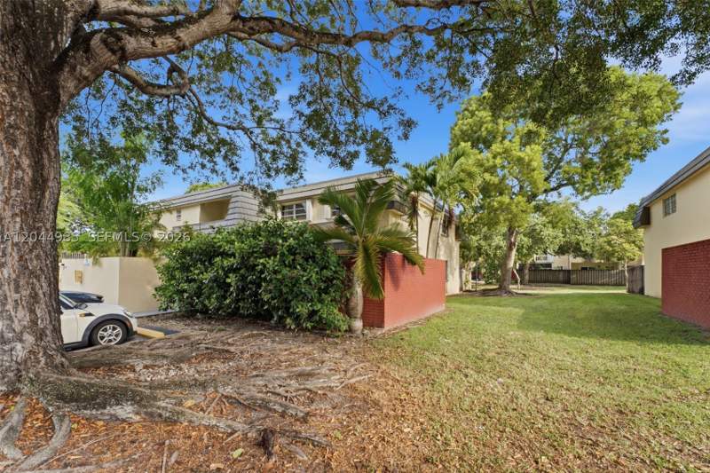 3 bedroom Townhouse at 8489 SW 137th Ave 8489, Kendale Lakes Townhouse C, Miami — photo 5