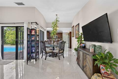 12422 SW 199th St, Miami FL - photo 17 of 33