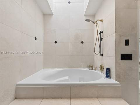 9720 E Calusa Club Dr, Miami FL - photo 18 of 45