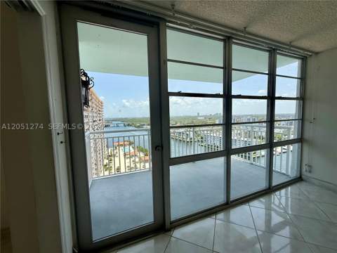 301 174th St 1907, Sunny Isles Beach FL - photo 12 of 22