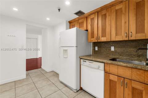 20515 E Country Club Dr 248, Aventura FL - photo 10 of 45