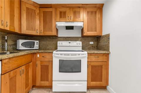 20515 E Country Club Dr 248, Aventura FL - photo 12 of 45