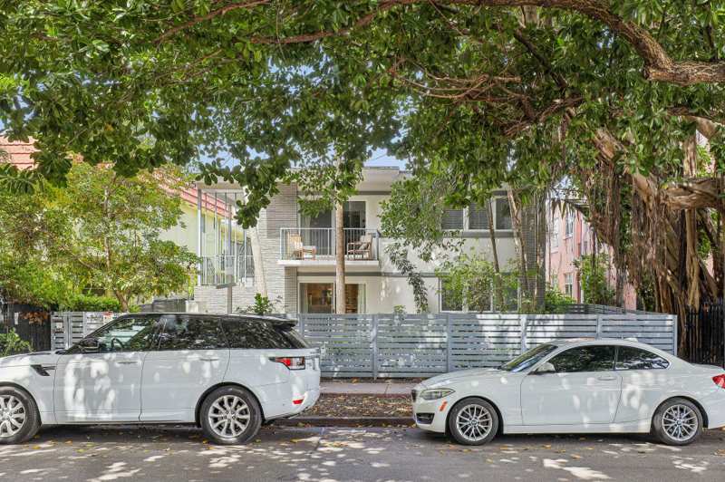 2 bedroom Condominium at 740 Meridian Avenue 11, 740 Meridian Condo, Miami Beach — photo 1