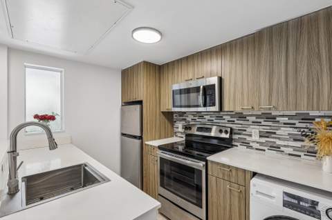 740 Meridian Avenue 11, Miami Beach FL - photo 10 of 29