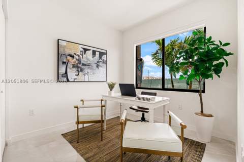 524 NW 14 Ct, Florida City FL - photo 10 of 15