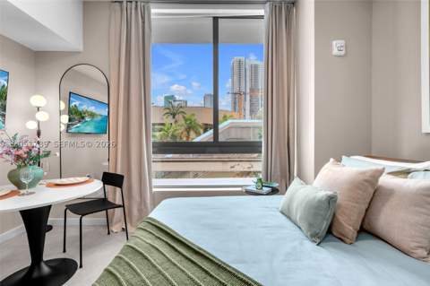 121 NE 5th St 304, Miami FL - photo 10 of 51