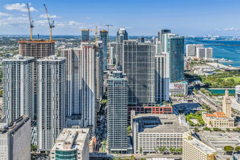 0 bedroom Condominium at 121 NE 5th St 304, 501 First Residences, Miami — photo 2