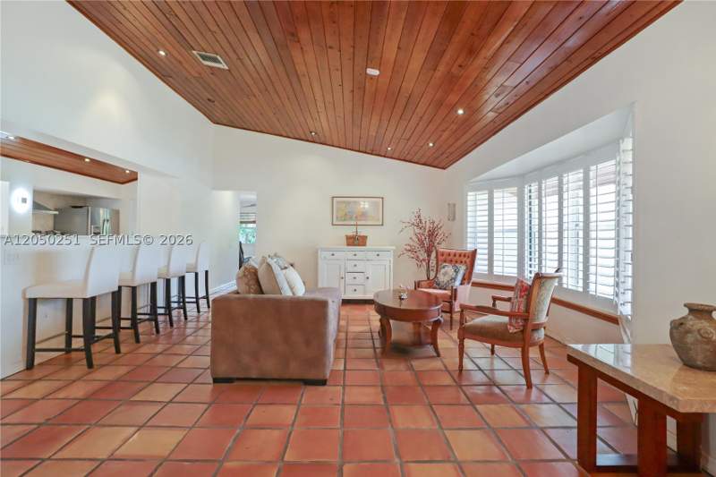 4 bedroom SingleFamilyResidence at 23595 SW 152nd Ave, Kingman Estates, Homestead — photo 5