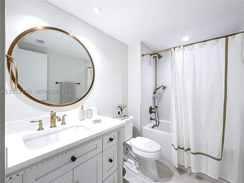 445 Grand Bay Dr 418, Key Biscayne FL - photo 21 of 26