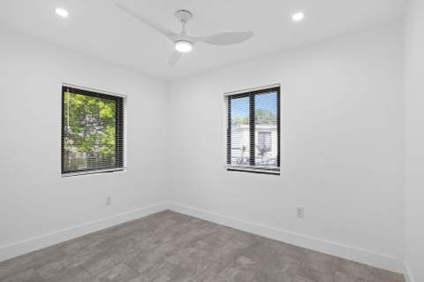 9001 NW 32nd Ct Road, Miami FL - photo 18 of 38