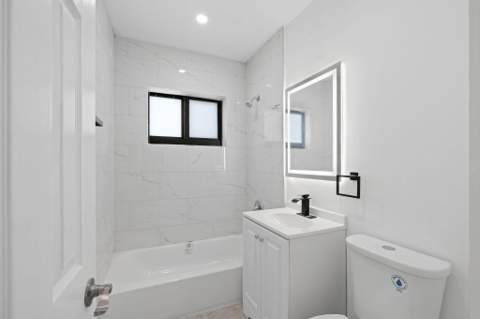 9001 NW 32nd Ct Road, Miami FL - photo 19 of 38