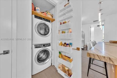 2831 S Bayshore Dr 501, Miami FL - photo 13 of 81