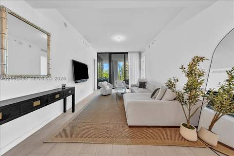 2831 S Bayshore Dr 501, Miami FL - photo 16 of 81