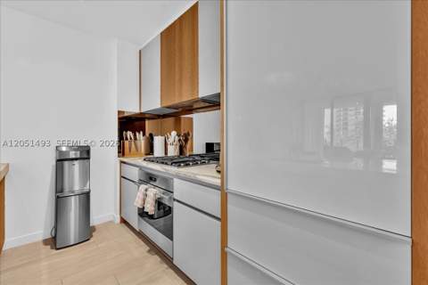2831 S Bayshore Dr 501, Miami FL - photo 9 of 81