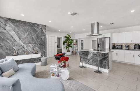 2830 NW 156th St, Miami Gardens FL - photo 10 of 55