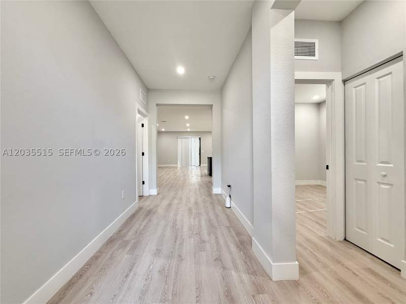 3 bedroom SingleFamilyResidence at 2159 SE 1st St, Ventanas At Homestead, Homestead — photo 3