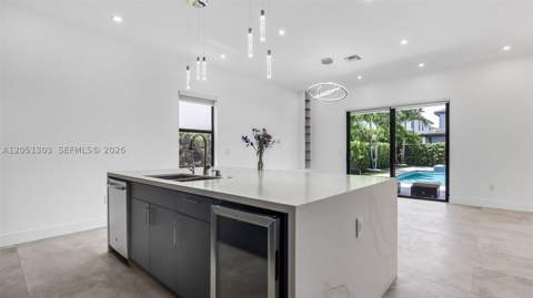 8900 NW 161st Ter, Miami Lakes FL - photo 16 of 82