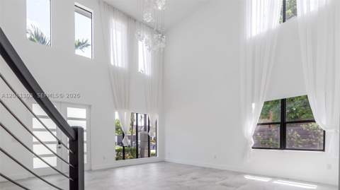 8900 NW 161st Ter, Miami Lakes FL - photo 9 of 82