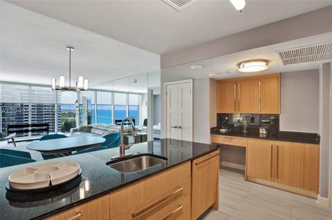 10275 Collins Ave 1116, Bal Harbour FL - photo 20 of 41