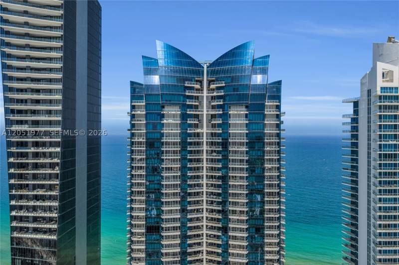3 bedroom Condominium at 17121 Collins Avenue 4205, Jade Ocean Condo, Sunny Isles Beach — photo 2