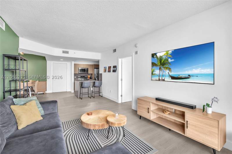 2 bedroom Condominium at 18800 NE 29th Ave 517 (Fully Renovated), Venture At Aventura East, Aventura — photo 3