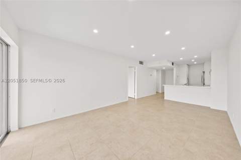 7900 Camino Cir 406, Miami FL - photo 9 of 21