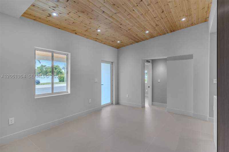 3 bedroom SingleFamilyResidence at 30221 SW 173rd Ave, Kings Highway Homesites, Homestead — photo 4