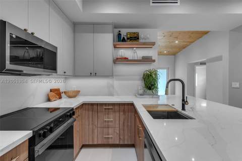 30221 SW 173rd Ave, Homestead FL - photo 7 of 40