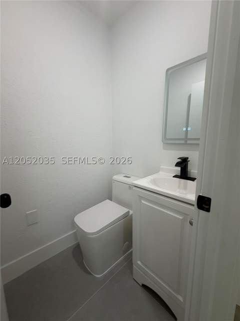 2002 NW 87th St, Miami FL - photo 17 of 34