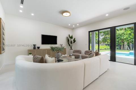6359 SW 34th St, Miami FL - photo 13 of 39