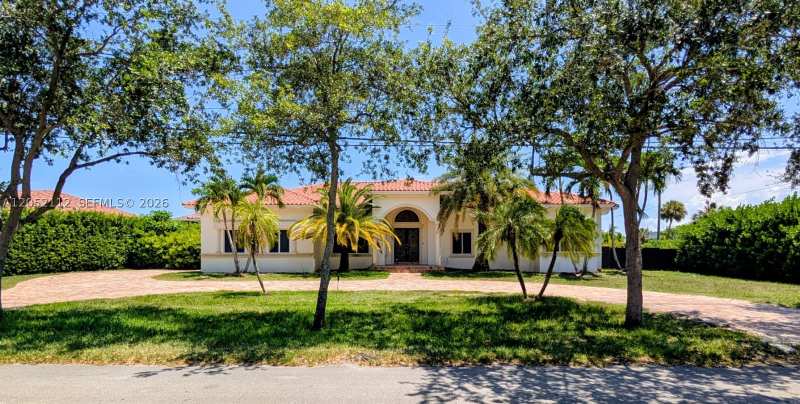 5 bedroom SingleFamilyResidence at 6990 SW 90th St, North Kendall, Pinecrest — photo 1