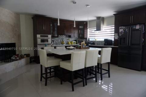 6940 SW 89th Ct, Miami FL - photo 9 of 24