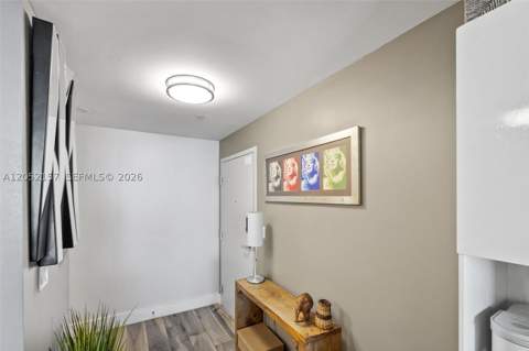 600 NE 27th St 2202, Miami FL - photo 18 of 31