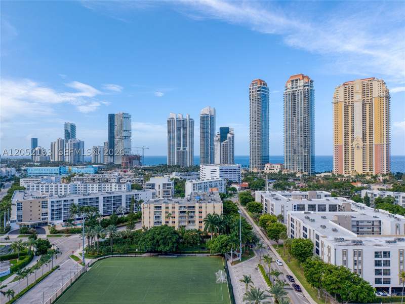 1 bedroom Condominium at 200 178th Dr 711, Marbella Tower Condo, Sunny Isles Beach — photo 4