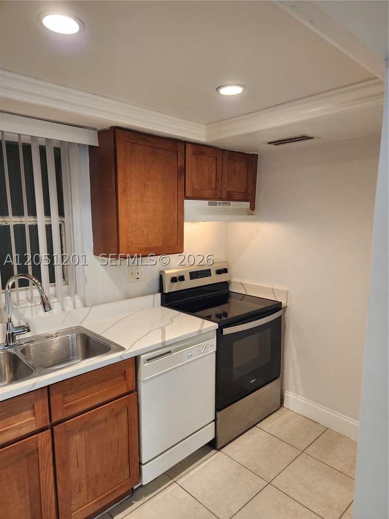 1 bedroom Condominium at 7410 SW 82nd St K110, Village At Dadeland Condo, Miami — photo 1
