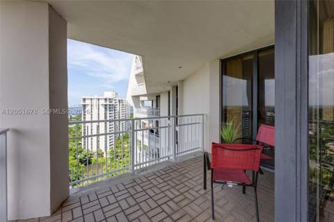 2000 Towerside Ter 1911, Miami FL - photo 15 of 80