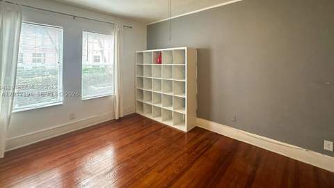 754 Meridian Ave 15, Miami Beach FL - photo 7 of 14