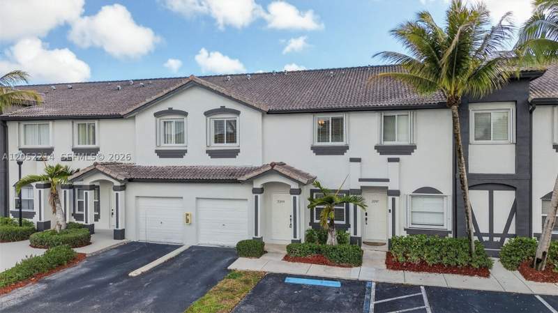 4 bedroom Condominium at 2209 SE 24th Pl 2209, Towngate Condo Four, Homestead — photo 2