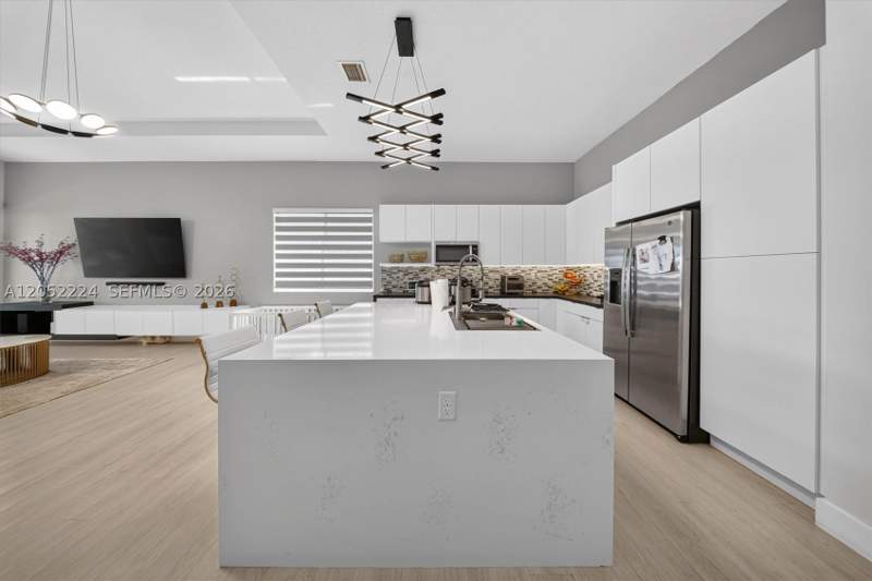 3 bedroom SingleFamilyResidence at 15226 SW 176th Ln, Venetian Parc West, Miami — photo 4