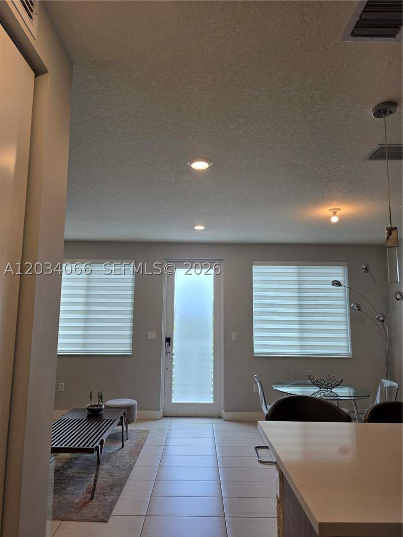 3 bedroom Condominium at 10222 NW 64th Way 302, Landmark At Doral Condo N, Doral — photo 5