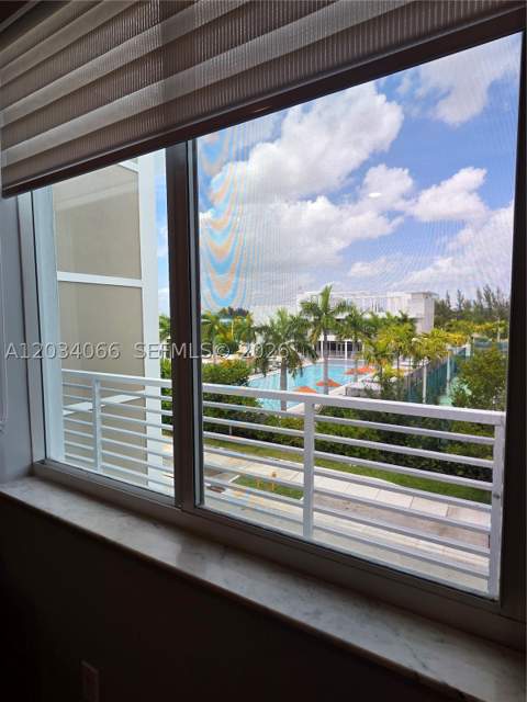 10222 NW 64th Way 302, Doral FL - photo 6 of 36