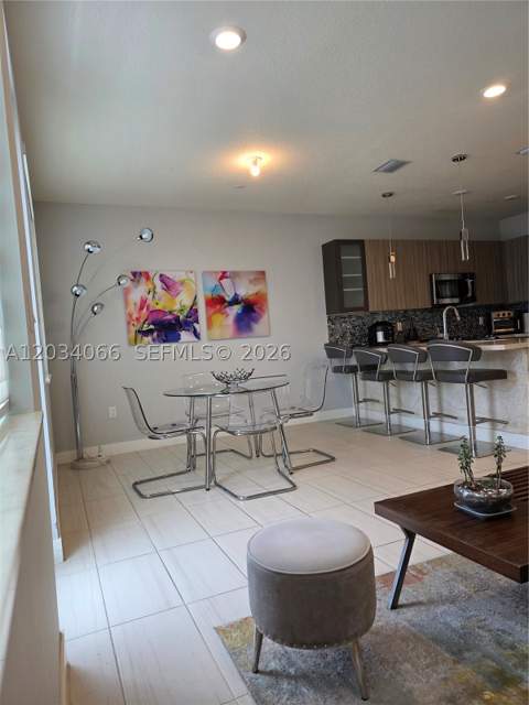 10222 NW 64th Way 302, Doral FL - photo 8 of 36