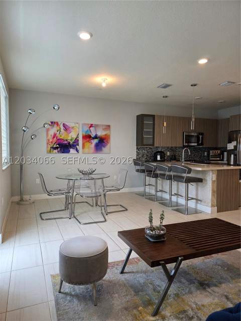 10222 NW 64th Way 302, Doral FL - photo 9 of 36