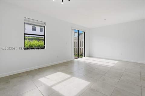 25171 SW 114th Ct, Homestead FL - photo 6 of 36